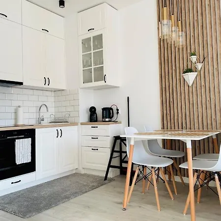 Apartamento W Slupsku Z Klimatyzacja Balkonem Parkingiem