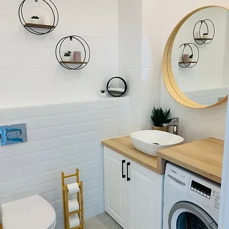 W Slupsku Z Klimatyzacja Balkonem Parkingiem Apartamento *