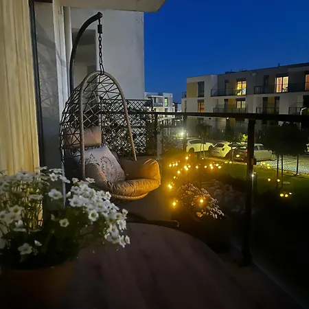 Apartament W Słupsku Z Klimatyzacją Balkonem Parkingiem