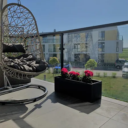 W Słupsku Z Klimatyzacją Balkonem Parkingiem *