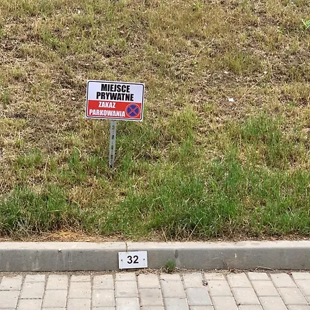 W Slupsku Z Klimatyzacja Balkonem Parkingiem