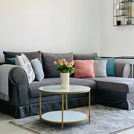 W Slupsku Z Klimatyzacja Balkonem Parkingiem Апартаменты Слупск