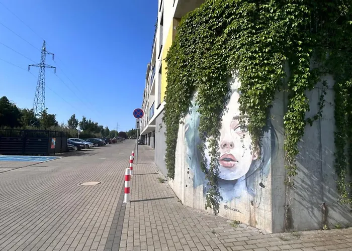 アパート W Slupsku Z Klimatyzacja Balkonem Parkingiem スウプスク