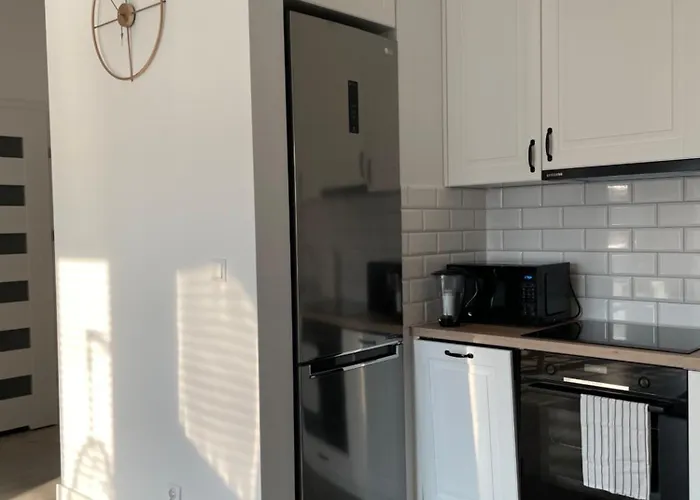 W Slupsku Z Klimatyzacja Balkonem Parkingiem * スウプスク